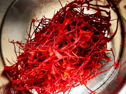 تصویر 4 از زعفران اعلا بهرامن با کیفیت پایدار و بسته‌ بندی استاندارد